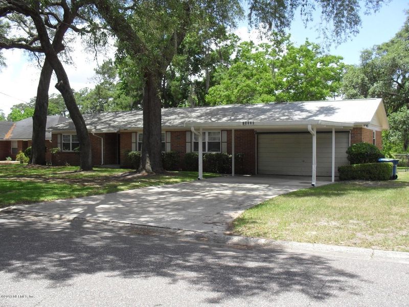 10520 Tulsa Rd, Jacksonville, FL 32218