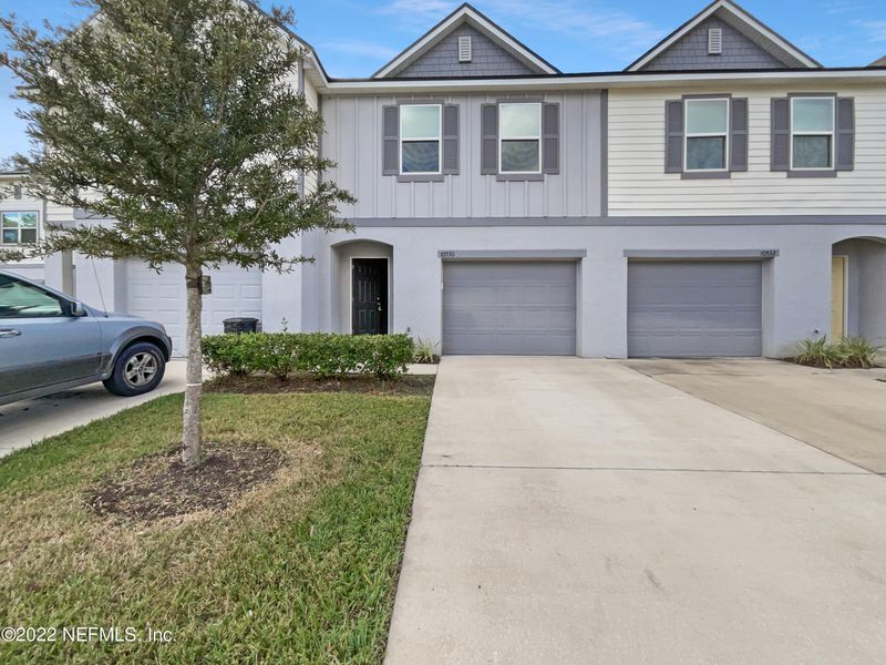10530 Maidstone Cove Dr, Jacksonville, FL 32218