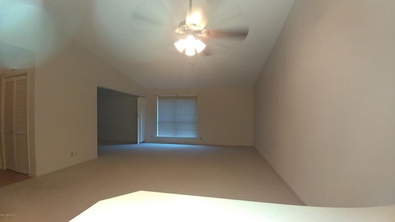 10531 Big Tree Cir E, Jacksonville, FL 32257