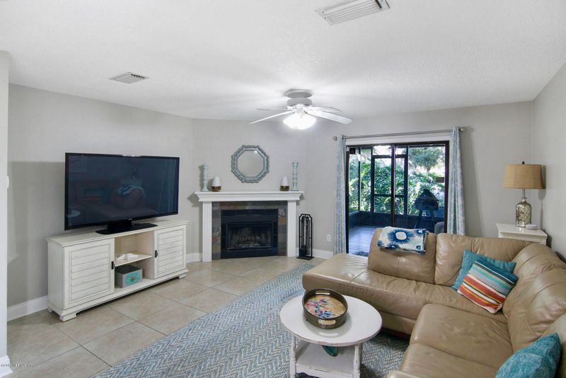 1054 Sea Hawk Dr N, Ponte Vedra Beach, FL 32082