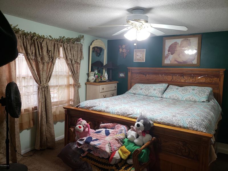 1060 Knoll, Jacksonville, FL 32221