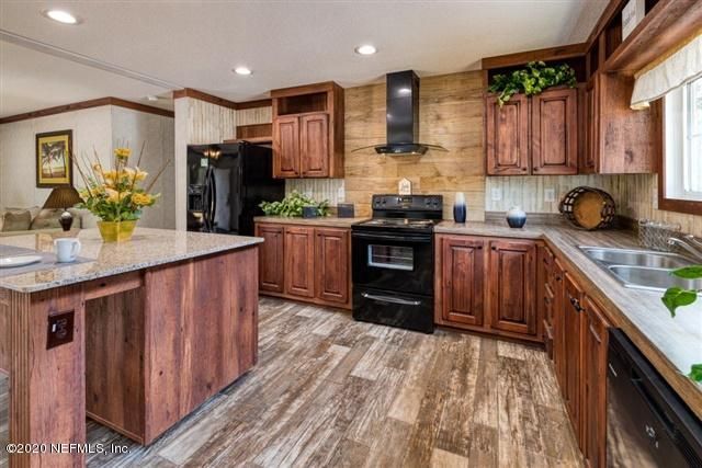 10605 Baylor Ave, Hastings, FL 32145