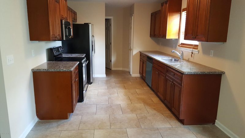 10617 Old Kings Rd, Jacksonville, FL 32219