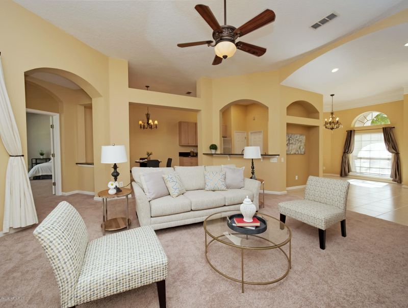 10621 Creston Glen Cir, Jacksonville, FL 32256