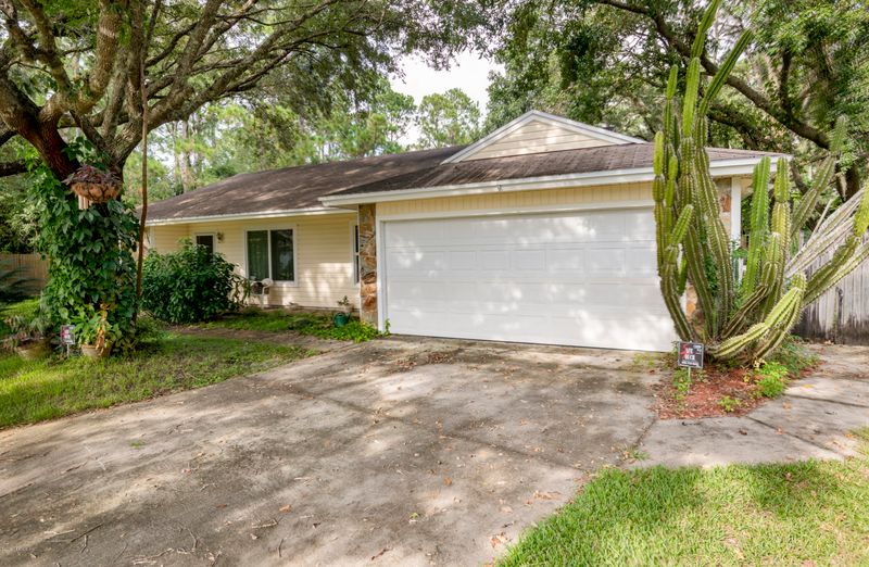 10621 Hearthstone Dr, Jacksonville, FL 32257