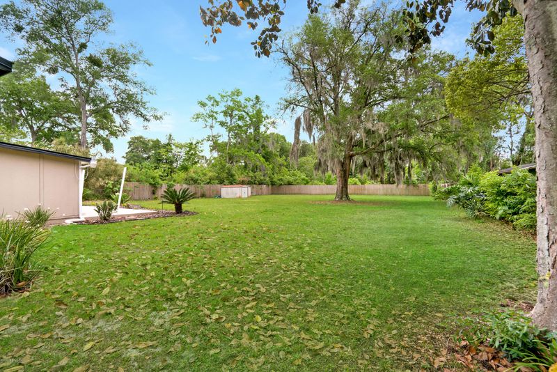 10632 Akers Dr N, Jacksonville, FL 32225