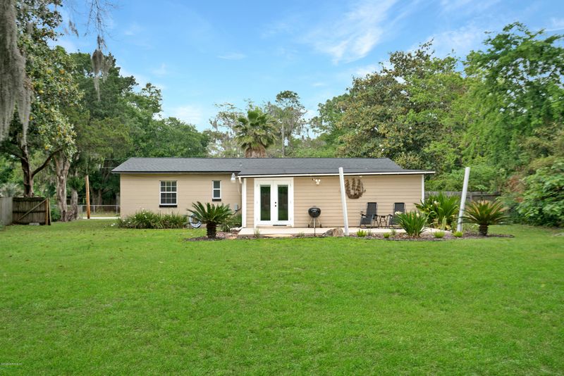 10632 Akers Dr N, Jacksonville, FL 32225
