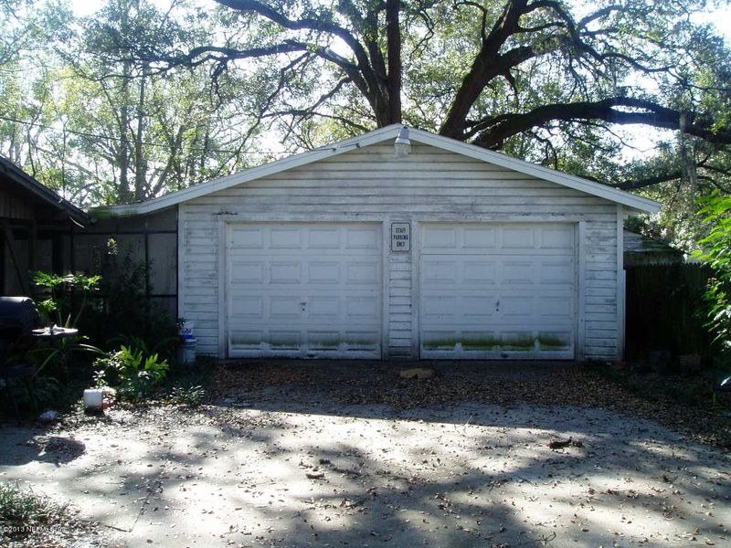 1064 E 12th St, Jacksonville, FL 32206