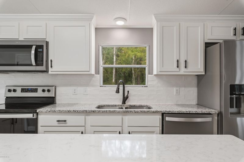 10655 Stycket Ave, Hastings, FL 32145