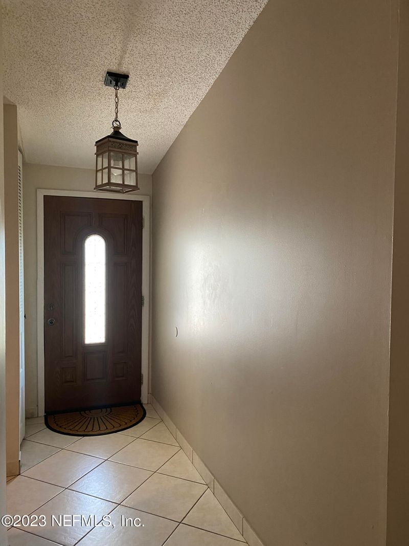 10666 Wimbledon Dr, Jacksonville, FL 32257