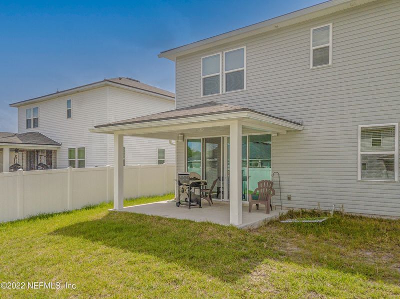 1067 Persimmon Dr, Middleburg, FL 32068