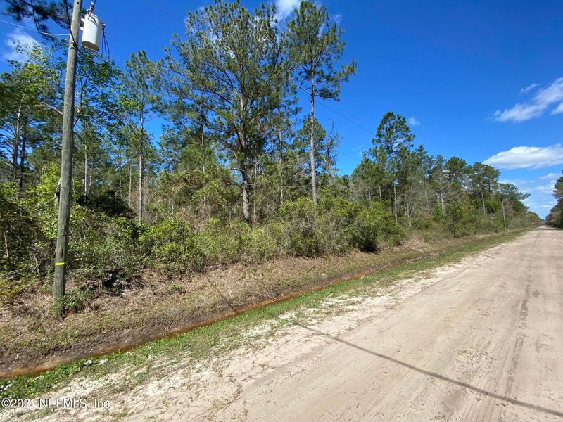 10685 Flikkema Ave, Hastings, FL 32145