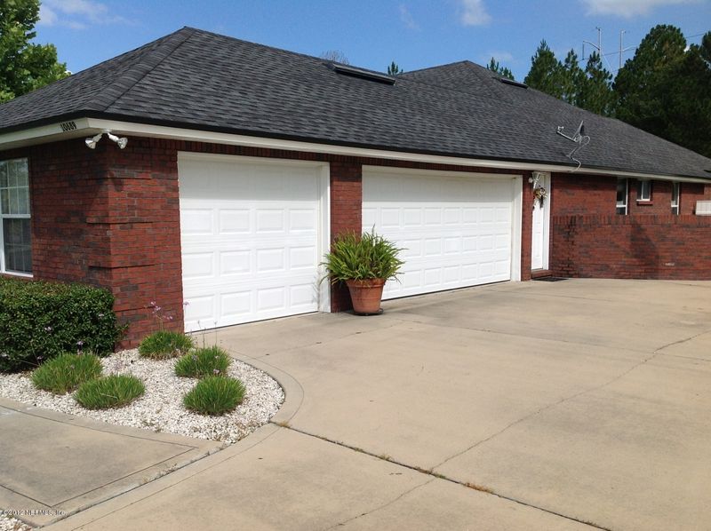 10689 Grayson Ct, Jacksonville, FL 32220
