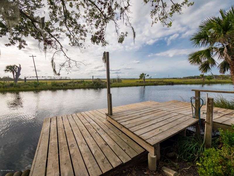 107 Evans Dr, Jacksonville Beach, FL 32250