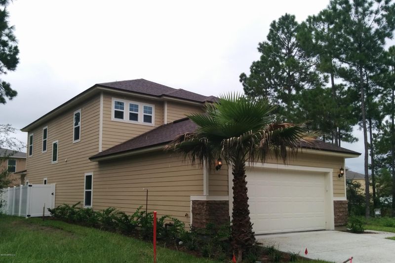 107 Fernbrook Dr, St Johns, FL 32259
