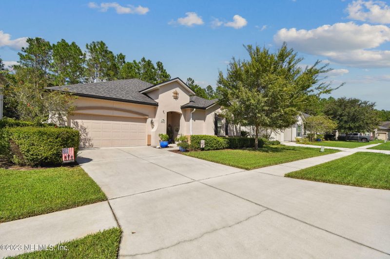 107 Grant Logan Dr, St Johns, FL 32259