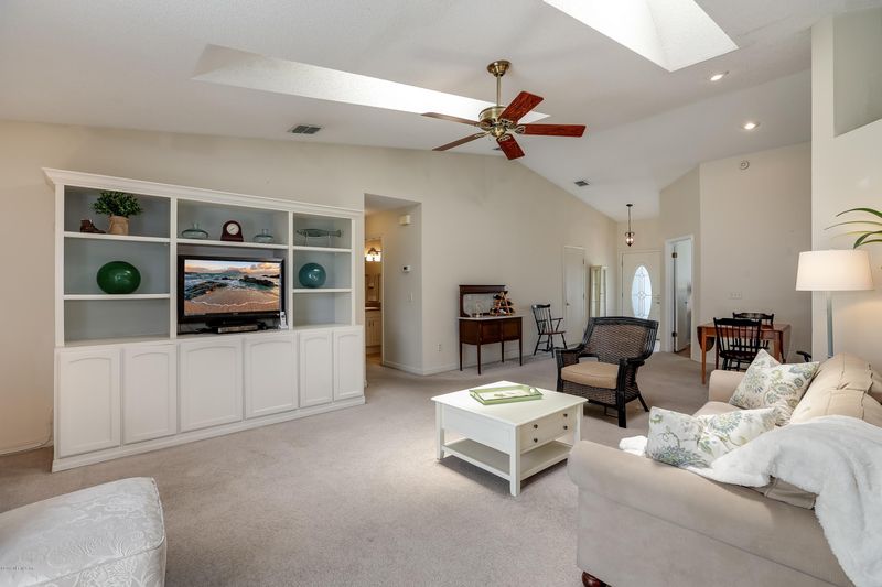 107 Woodland Dr, Ponte Vedra Beach, FL 32082