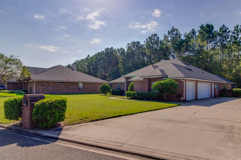 10708 Grayson St, Jacksonville, FL 32220