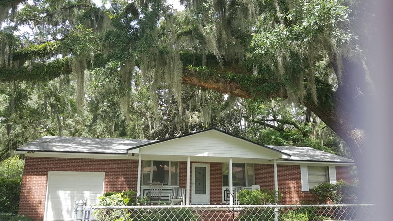 10712 Arnez Rd, Jacksonville, FL 32218