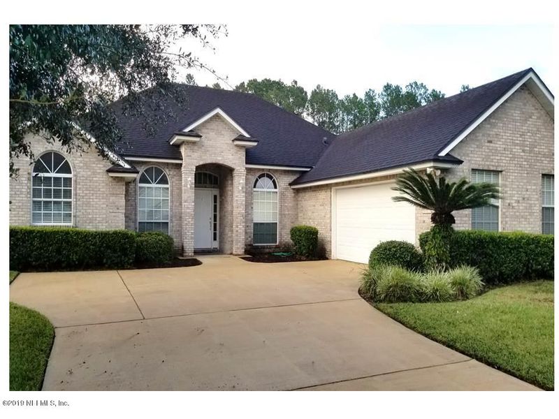 10727 Fall Creek Dr E, Jacksonville, FL 32222