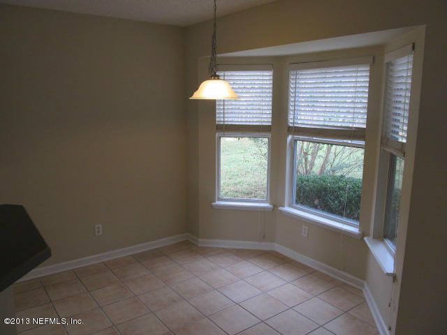 1074 Ardmore St, St Augustine, FL 32092