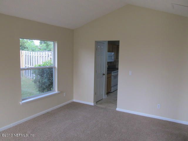 1074 Ardmore St, St Augustine, FL 32092