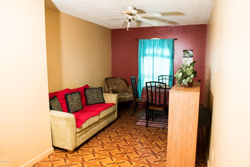 10743 San Antonio Ct, Jacksonville, FL 32246