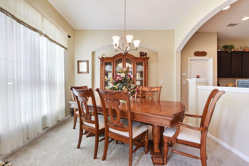 10743 Stanton Hills Dr E, Jacksonville, FL 32222