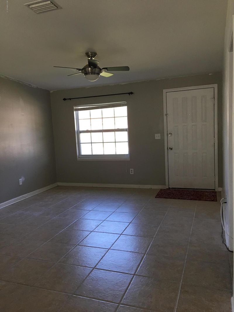 10746 Mareeba Rd, Jacksonville, FL 32246