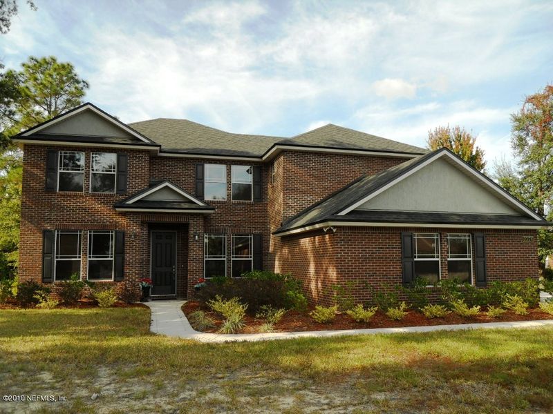 1076 Emilys Walk Ln E, Jacksonville, FL 32221