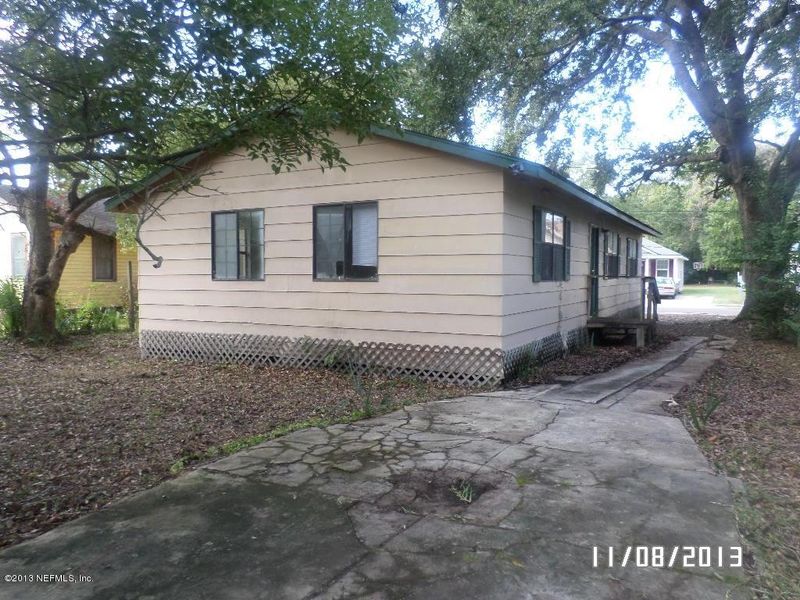 1076 Scriven St, Jacksonville, FL 32209