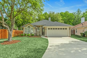 108 Hawthorn Hedge Ln, Jacksonville, FL 32259