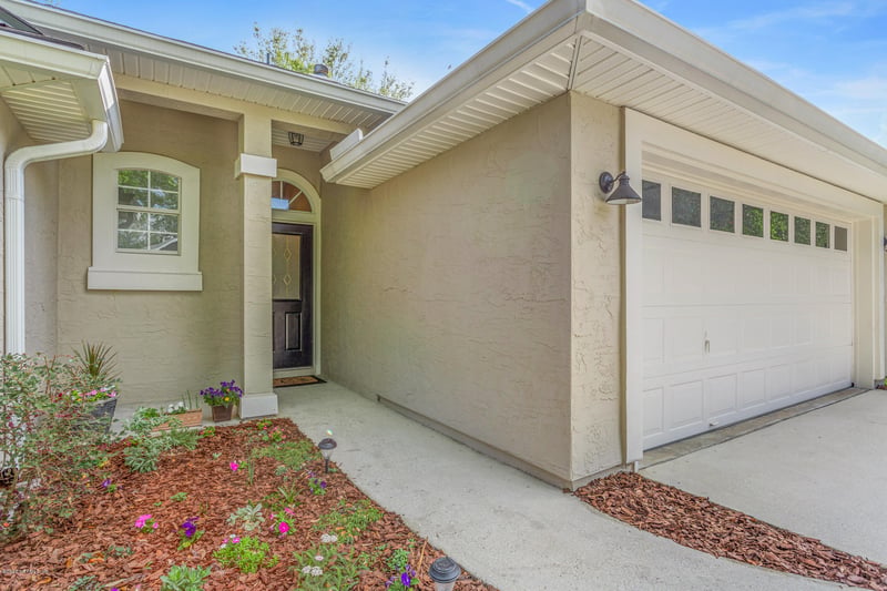 108 Hawthorn Hedge Ln, Jacksonville, FL 32259
