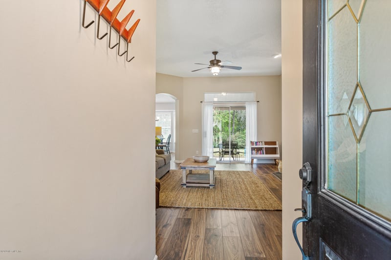 108 Hawthorn Hedge Ln, Jacksonville, FL 32259