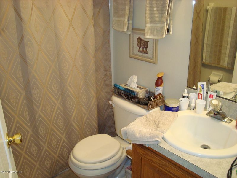 108 Johns Glen Dr, St Johns, FL 32259