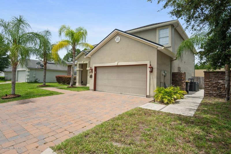 10816 Stanton Hills Dr E, Jacksonville, FL 32222
