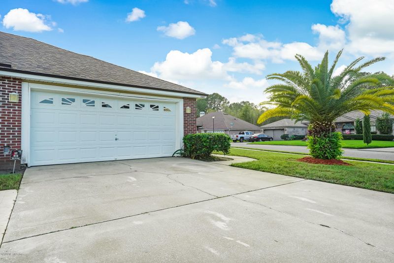 10829 Natalie Dr, Jacksonville, FL 32218