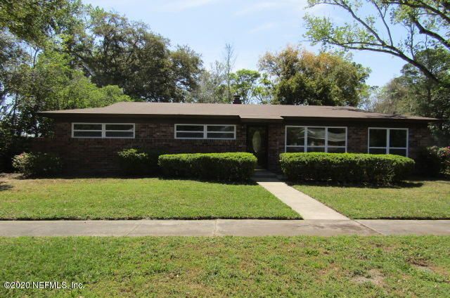 1084 Grove Park Dr, Orange Park, FL 32073