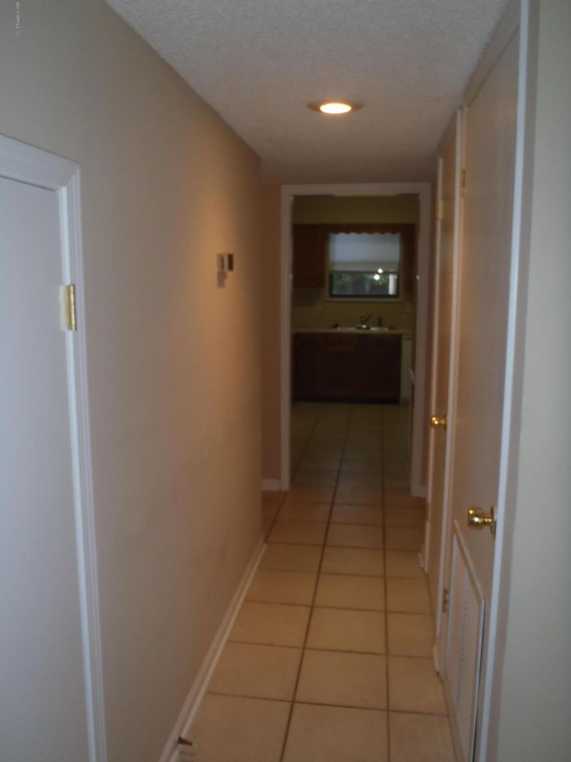 10868 Losco Junction Dr, Jacksonville, FL 32257