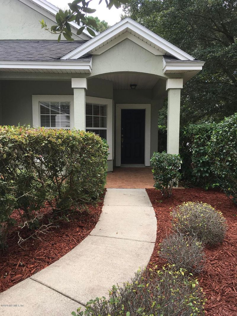 1087 Moosehead Dr, Orange Park, FL 32065
