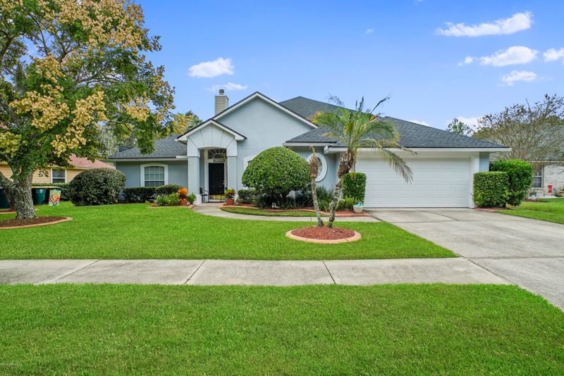 10888 Hamilton Downs Ct, Jacksonville, FL 32257