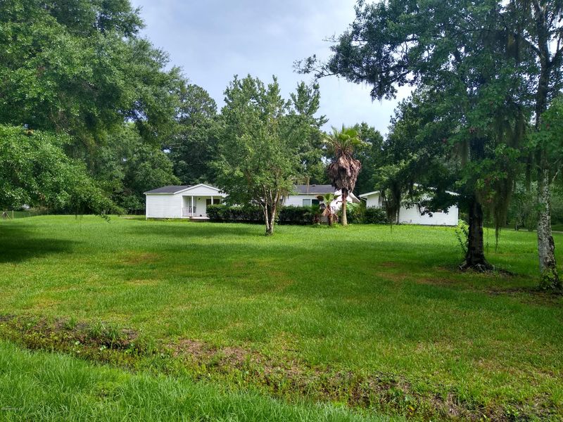 109 Bates Lane Trl, Elkton, FL 32033