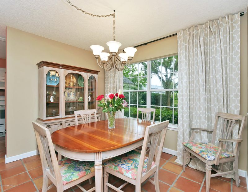 109 St Emilion Ct, Ponte Vedra Beach, FL 32082