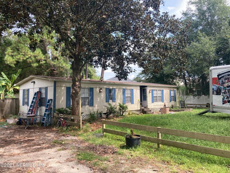 109 Tisonia Rd, Jacksonville, FL 32218