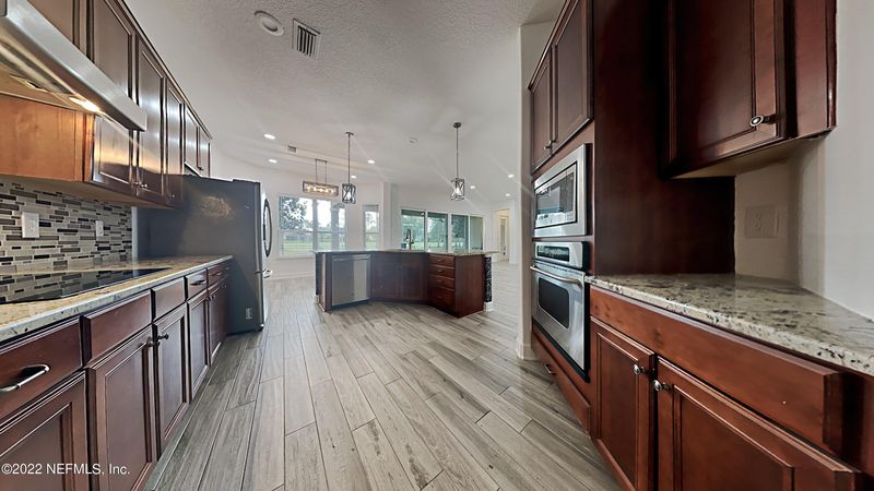 1091 Green Pine Cir, Orange Park, FL 32065