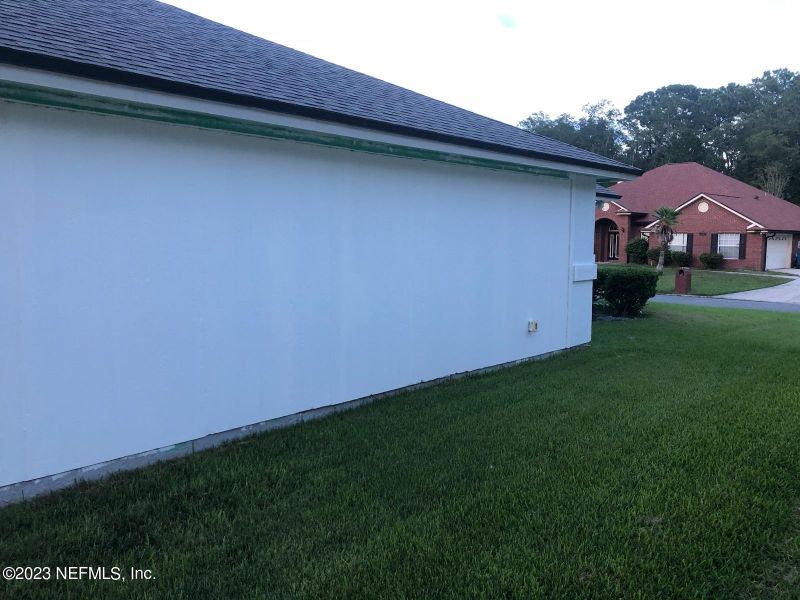 10912 Lydia Estates Dr E, Jacksonville, FL 32218