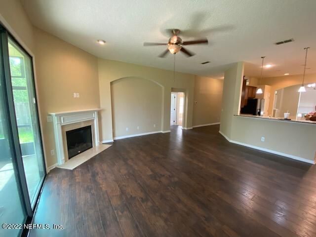 10917 Stanton Hills Dr E, Jacksonville, FL 32222