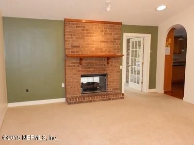 1092 Meadow Dr, Orange Park, FL 32065