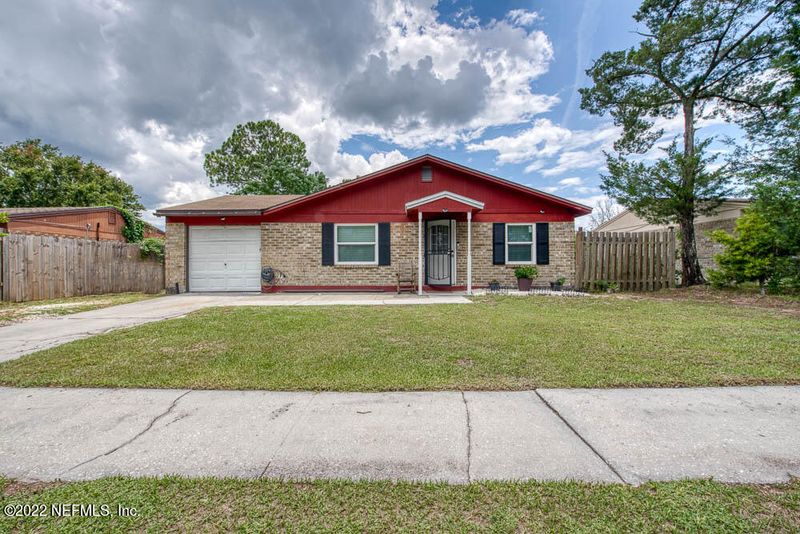 10924 Whitly Ct, Jacksonville, FL 32246