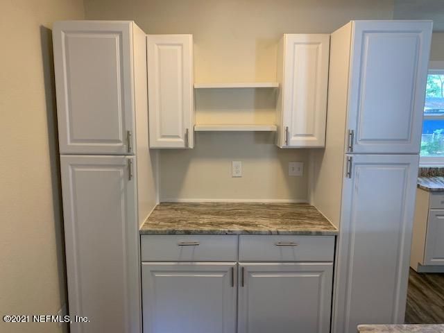 1093 Mackinaw St, Jacksonville, FL 32254
